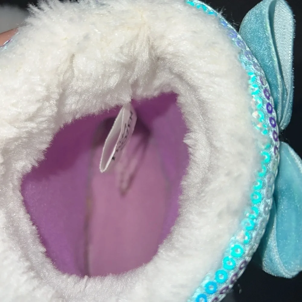 Frozen 2 sequenced slipper booties